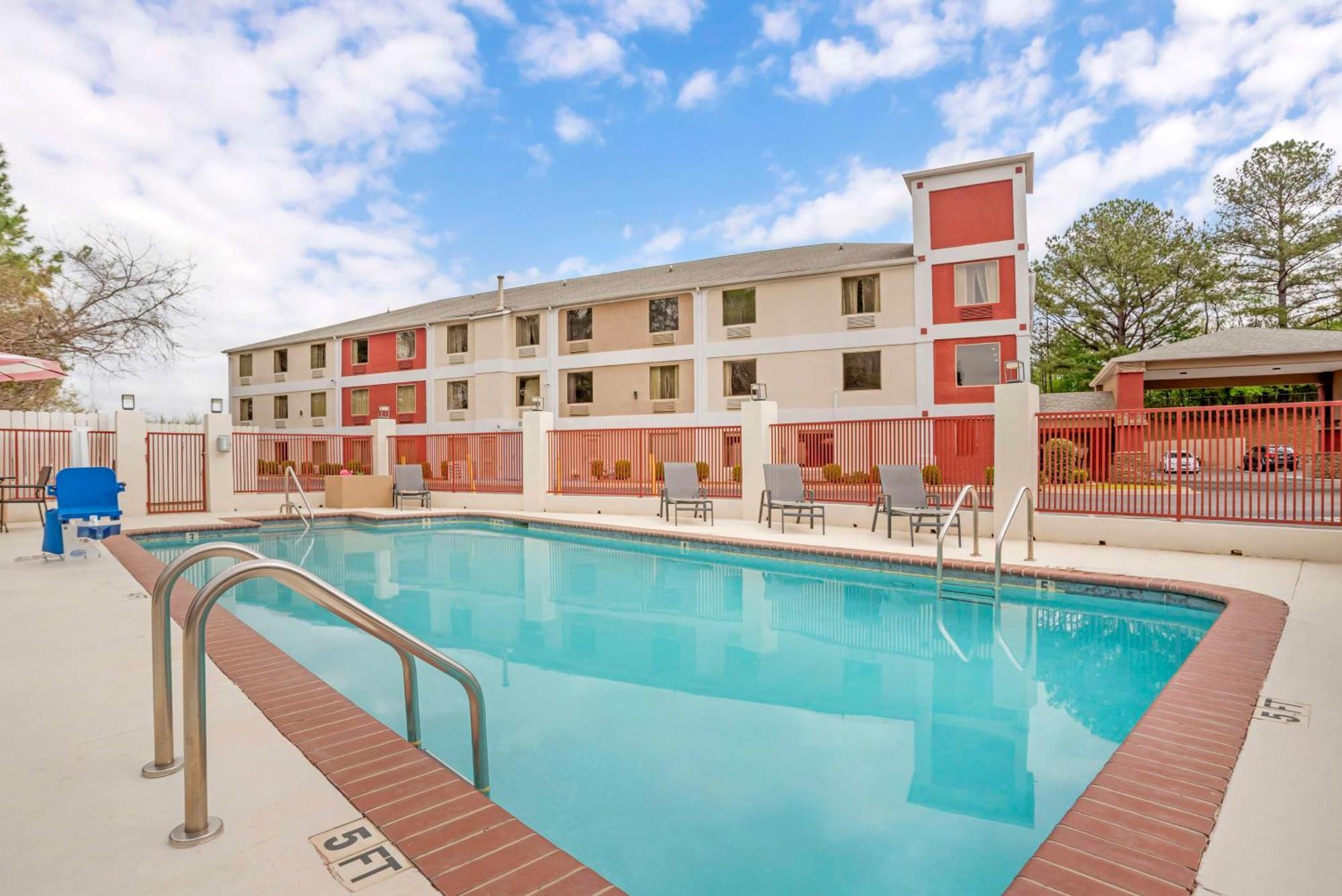 Best Western Gardendale Buitenkant foto